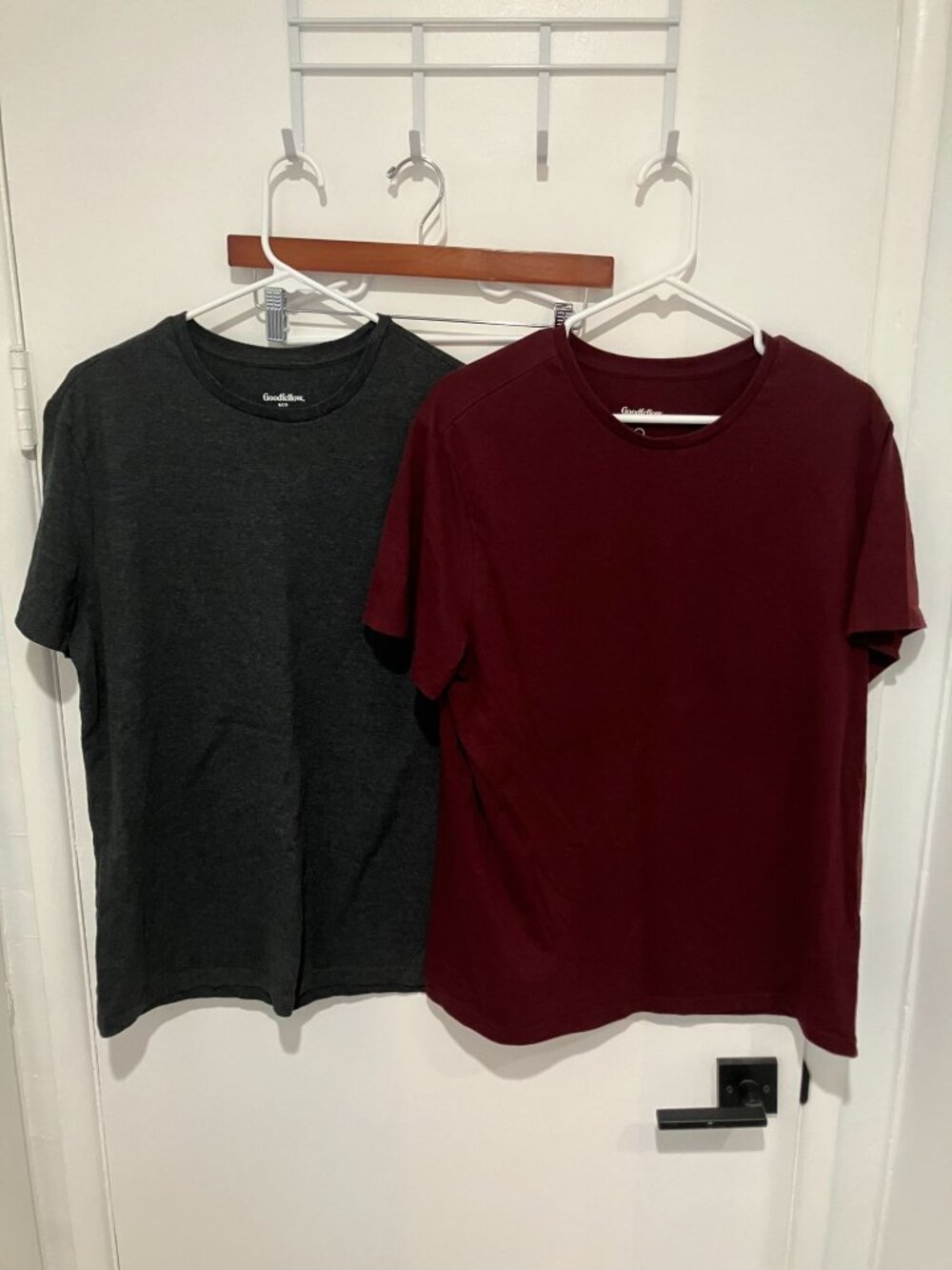 Lot of 2 Goodfellow & Co. Men's Lyndale Tee, Burgundy/Gray, Size Large